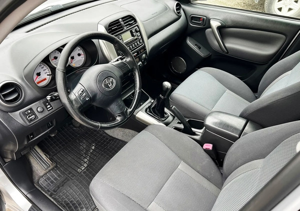 Toyota RAV4 cena 27900 przebieg: 199000, rok produkcji 2005 z Łask małe 301